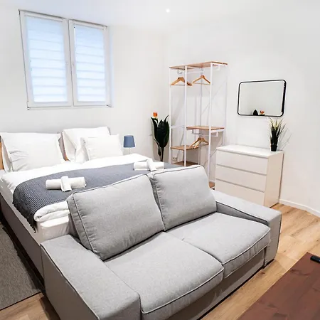 Modernes - Innenstadt - 55